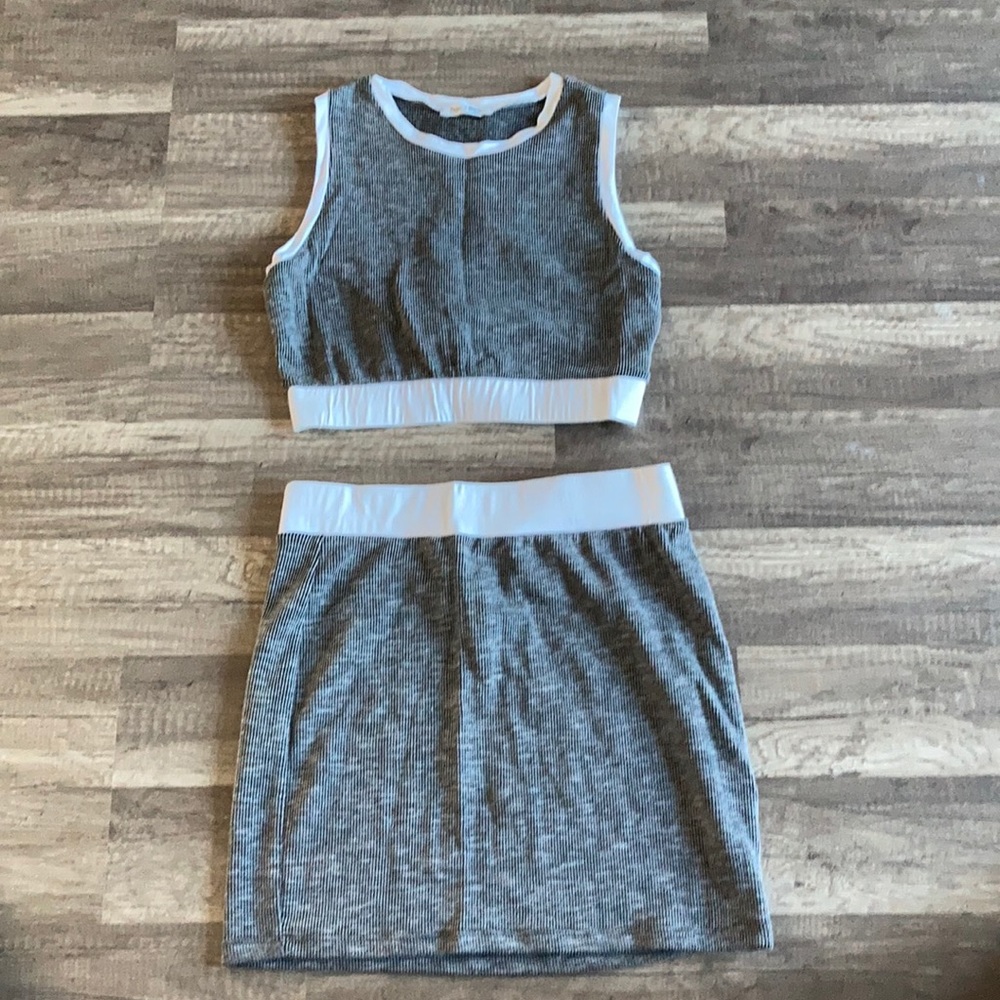 Fashion nova Skirt set, size M.